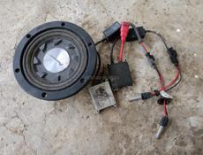 Продам 2 ксинона и сабуфер