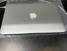 MacBook Air 11-inch
