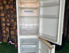 Холодильник LG