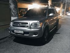 Toyota Sequoia