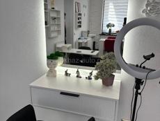 Сдается место для бровиста-визажиста