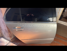 Задняя правая дверь тойота цельсиор
