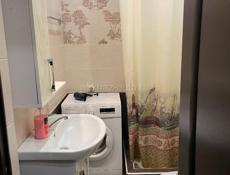 Сдаём студия возле рынка!