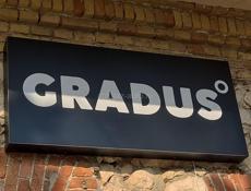 Требуется продавщика в Алкомаркет Gradus