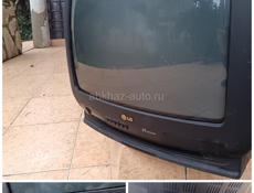 2 телевизора LG за 1200 р. Можно отдельно. 