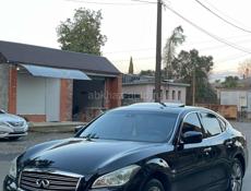 Infiniti M35