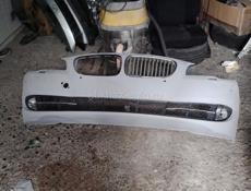 Передний бампер BMW F10