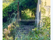 Ветхое строение 