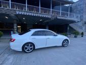 Два амортизатора