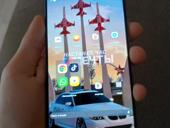 Телефон в хорошем состоянии. Не лагает не глючит все чётко работает