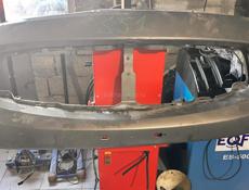 Бампер машину 