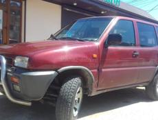 Nissan Terrano