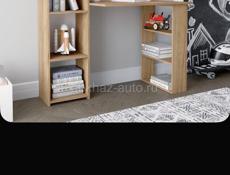 Письменный стол