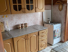 Сдается 2х комнатная квартира на старом поселке длительно 