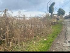 Землю продаю 6,5 соток рядом с городом срочна , с документами , загороженный  на дом свежий фундамент сделана ,, звоните очен красивое места .