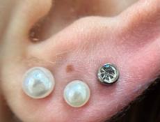 Прокол ушей 