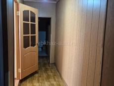 Продаётся 2-х комнатная квартира, перепланированная в 3-х, в Новом Афоне — 400 м до моря!