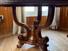 Продаю стол со стульями 