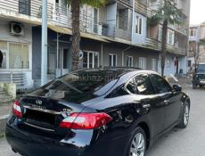 Infiniti M35