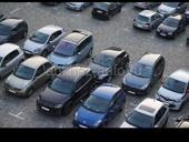 Ответственный парень на порковку