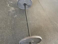 Продаётся штанга и два блина по 15 кг 