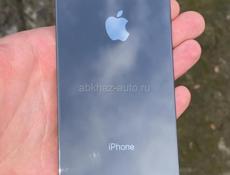 Айфон х128 гигов все на фотке видно задню крышку целую поставить надо работает только на зарядке на работу экран не влияет батарею надо поменять что бы на зарядке и без работал