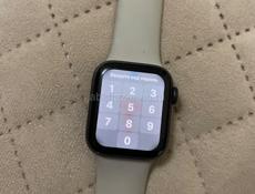 Apple Watch Series 5 40mm. 6000 торг 
