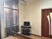 1,5 - К. КВАРТИРА В СУХУМЕ 150 М ОТ ПЛЯЖА