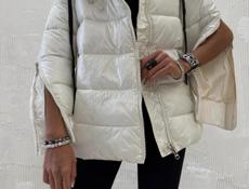 Куртки женские зимние новые  за 2000 отдам  