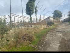 Продаю участок 4,5 соток с фундаментом на дом, раион чанбы не далеко от школы, хорошему клиенту торг уместен, ухоженный участок загоражоный.. цена 800000