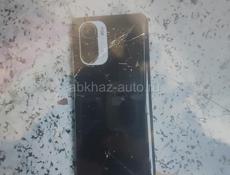 Обмен поко f3 мощный игровой на айфон 