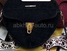 Новые сумочки  пишите по ватсапу 