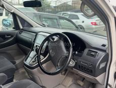 Тойота Альфард 3.0 и тд