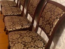 Стулья  - 4 шт из массива бука ( дерево) в отличном состоянии 