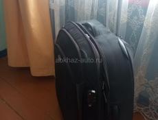 Чемодан на колёсах Самсонайт 