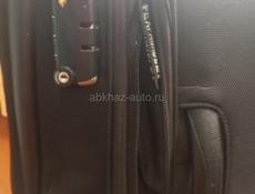 Чемодан на колёсах Самсонайт 