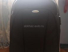 Чемодан на колёсах Самсонайт 