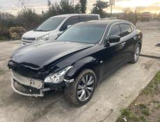 Ниссан фуга 3.7