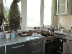 Трехкомнатна квартира с панорамным видом и дизайнерским ремонтом на 11 этаже