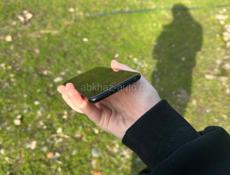 Продаю телефон 