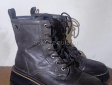 Сапожки (женские) 