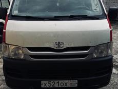 Toyota HI-ACE
