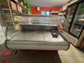Витринный холодильник 