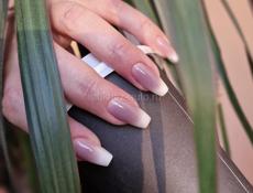 Маникюр/Педикюр 