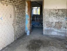 В г.Очамчира в районе порта продается 3-х ком.кв