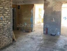 В г.Очамчира в районе порта продается 3-х ком.кв