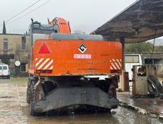 Экскаватор