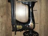 Швейная машинка 