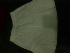 бордовый пиджак с юбкой 