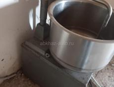 Продаю тестомешалку 